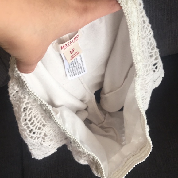 ❗️SALE❗️.white crochet shorts - Picture 7 of 7